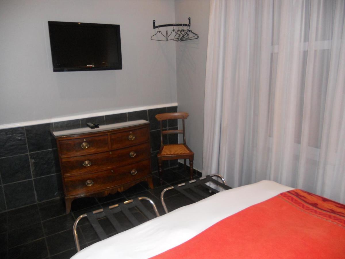 Rose Lodge Cape Town Exterior photo